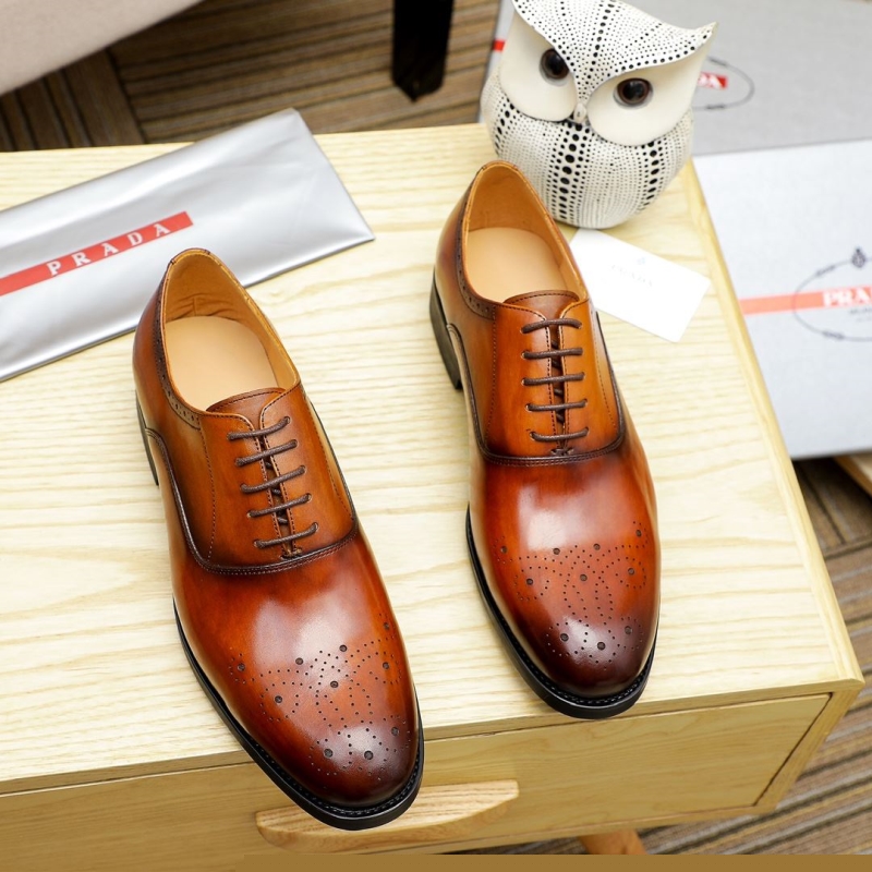 Pra*a leather shoes